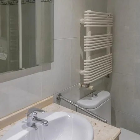 Alba Guest house *